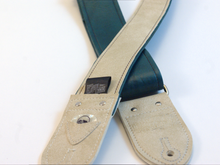 The Peacock Classic Vinyl Guitar Strap